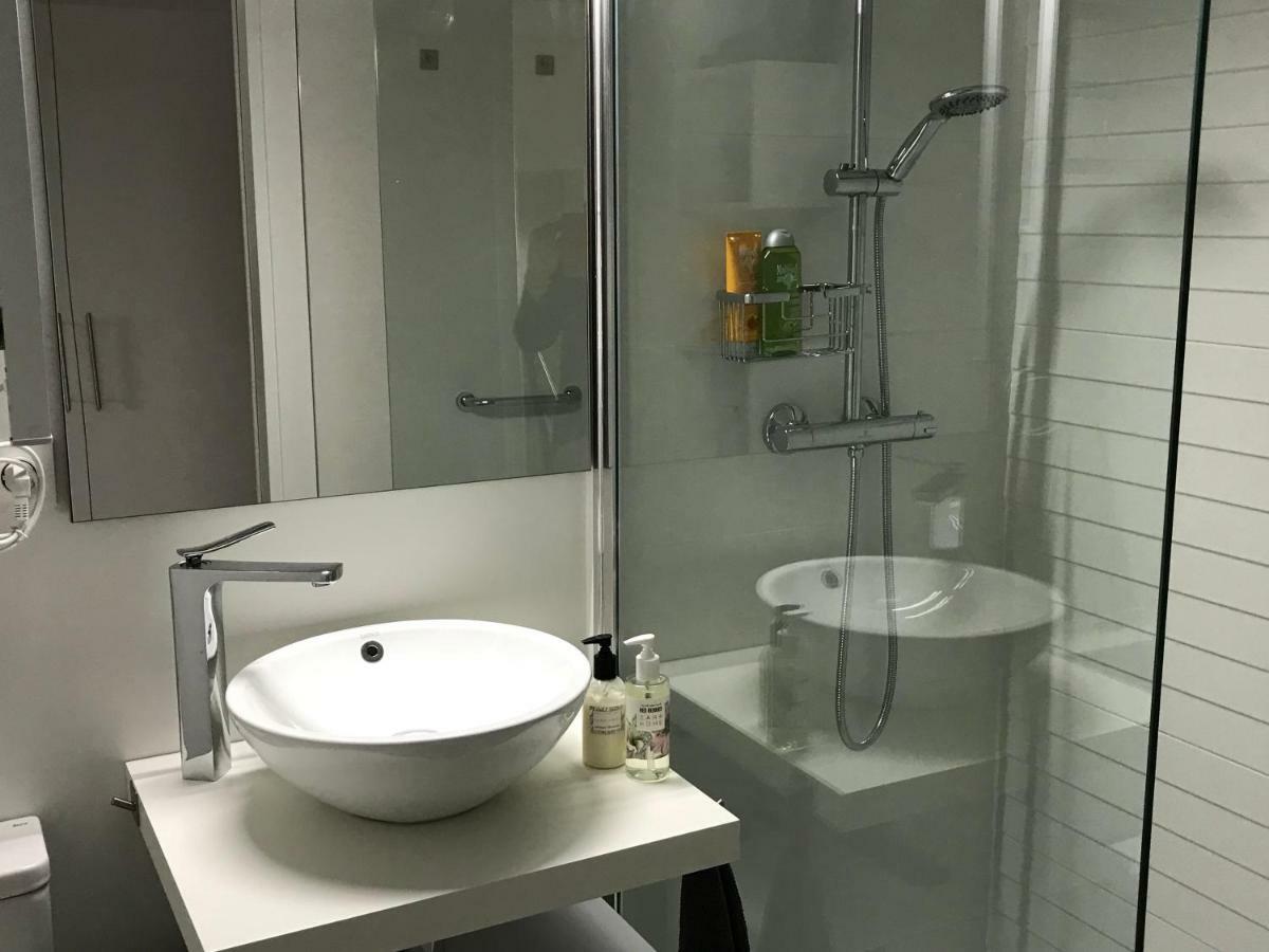 Port Bidassoa - T2 Coquet, Parking, Lit Xxl, Wifi, Pres De La Gare อองดาเย ภายนอก รูปภาพ